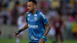 RJ - RIO DE JANEIRO - 13/04/2025 - BRASILEIRO A 2025, FLUMINENSE X SANTOS - Neymar jogador do Santos durante aquecimento antes da partida contra o Fluminense no estadio Maracana pelo campeonato Brasileiro A 2025. Foto: Thiago Ribeiro/AGIF