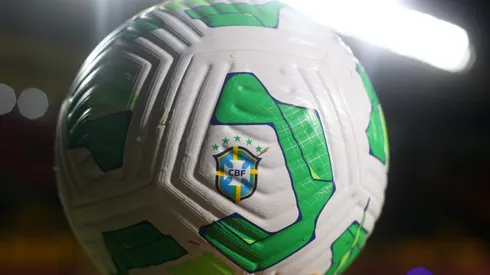 Bola Futebol Feminino. Foto: Marlon Costa/AGIF