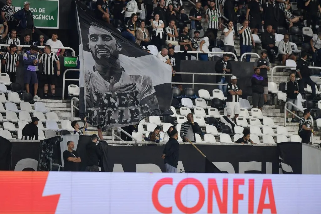 Nilton Santos registrou baixo público em goleada do Botafogo sobre o Inter. Foto: Thiago Ribeiro/AGIF