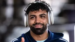 Gabigol antes de partida entre Cruzeiro e Flamengo, no Mineirão, pelo Brasileirão. Foto: Gustavo Aleixo/CEC