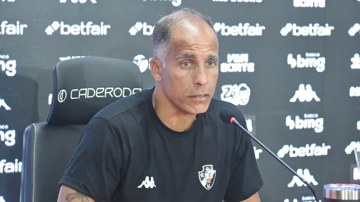 Felipe como interino do Vasco. Foto: Walmir Cirne/AGIF