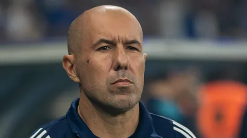 MG - BELO HORIZONTE - 04/05/2025 - BRASILEIRO A 2025, CRUZEIRO X FLAMENGO - Leonardo Jardim tecnico do Cruzeiro durante partida contra o Flamengo no estadio Mineirao pelo campeonato Brasileiro A 2025.