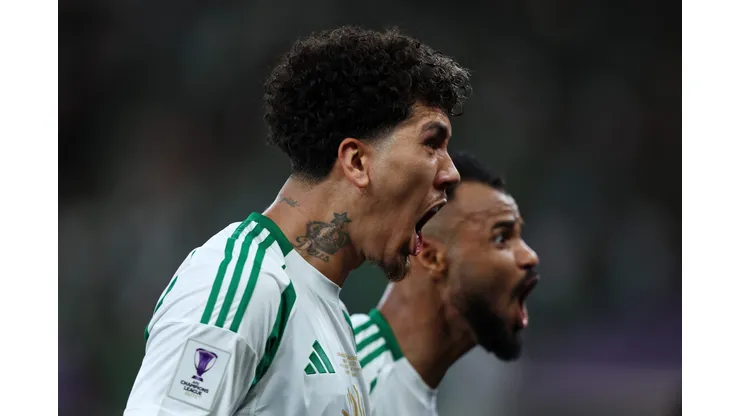 JEDDAH, SAUDI ARABIA - MAY 03: Roberto Firmino of Al-Ahli Saudi reacts following his teams second goal scored by Franck Kessie of Al-Ahli Saudi (not pictured) during the AFC Champions League Elite Final between Al Ahli and Kawasaki Frontale at the King Abdullah Sports City Hall Stadium on May 03, 2025 in Jeddah, Saudi Arabia. (Photo by Yasser Bakhsh/Getty Images)