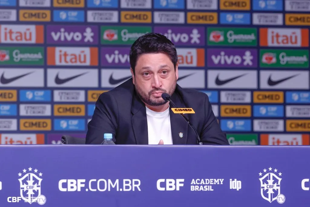 Arthur Elias durante convocação. Foto: Rafael Ribeiro/CBF