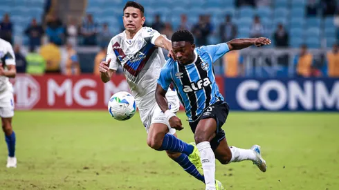 Partida terminou em 1 a 1 - Foto: Maxi Franzoi/AGIF.