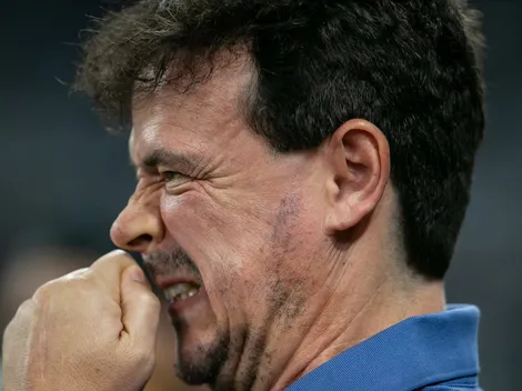 Vasco perde fora de casa e será obrigado a vencer o último confronto para avançar de fase