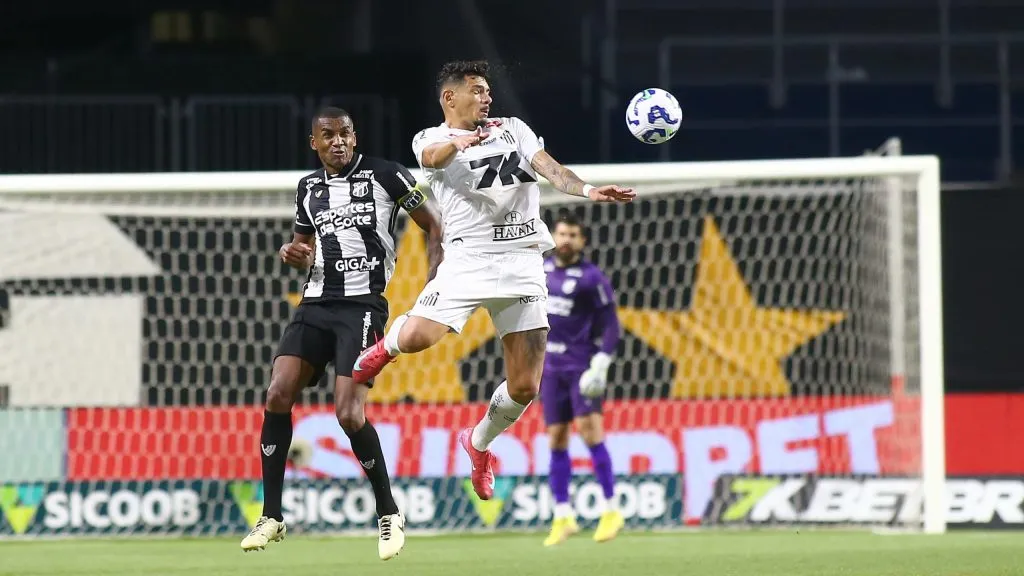 Comissão técnica vem buscando a evolução de Tiquinho em campo – Foto: Mauricio De Souza/AGIF