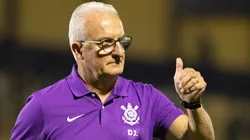 Dorival Júnior deve apresentar novidade no Timão