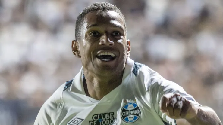 João Lucas, lateral do Grêmio
