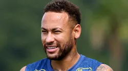 Neymar durante treino no CT Rei Pelé.