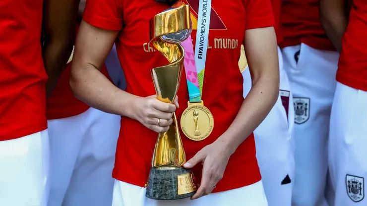 Taça da Copa do Mundo Feminina. Foto: Pablo Blazquez Dominguez/Getty Images
