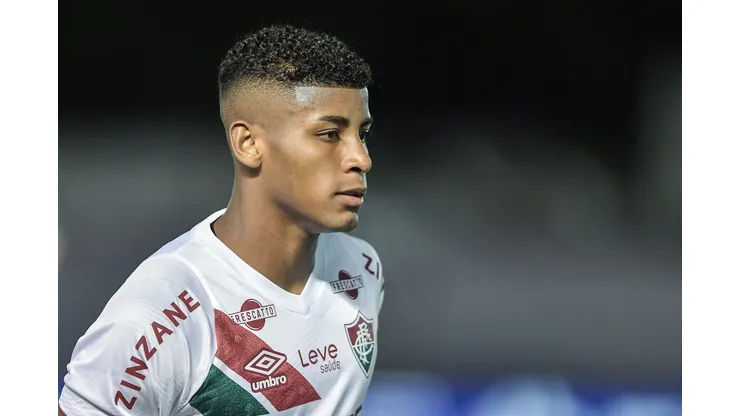 RJ - RIO DE JANEIRO - 23/01/2025 - CARIOCA 2025, PORTUGUESA RIO X FLUMINENSE - Hercules jogador do Fluminense durante partida contra o Portuguesa Rio no estadio Luso Brasileiro pelo campeonato Carioca 2025. Foto: Thiago Ribeiro/AGIF