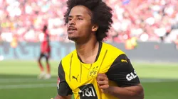 Karim Adeyemi comemora gol marcado pelo Borussia Dortmund. Foto: dpa picture alliance / Alamy Stock Photo