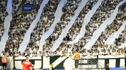 Mesmo em má fase, torcida do Santos fez a festa no Allianz Parque
