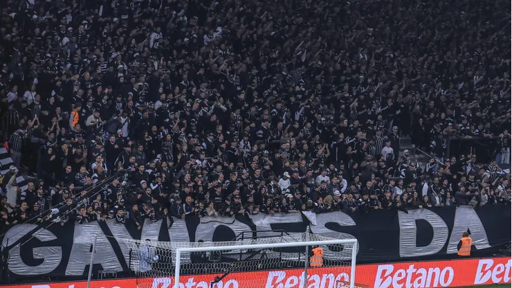 Gaviões da Fiel celebram os 11 anos da Neo Química Arena