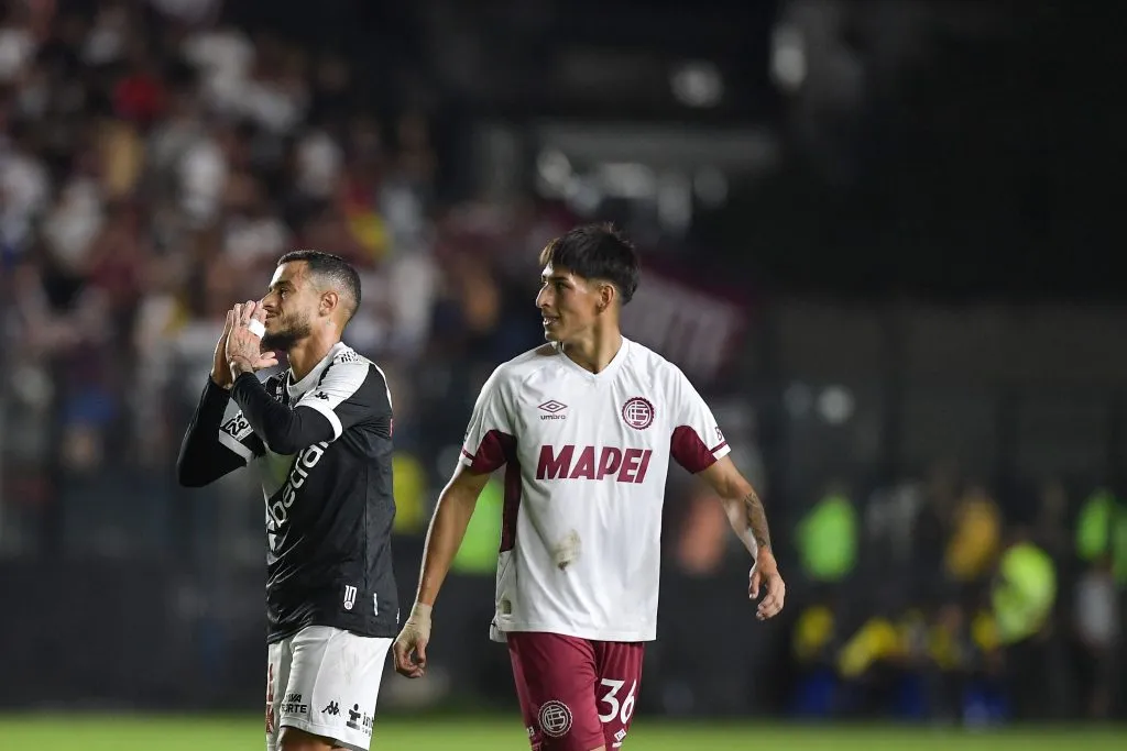 Coutinho jogador do Vasco durante partida contra o Lanus – Foto: Thiago Ribeiro/AGIF