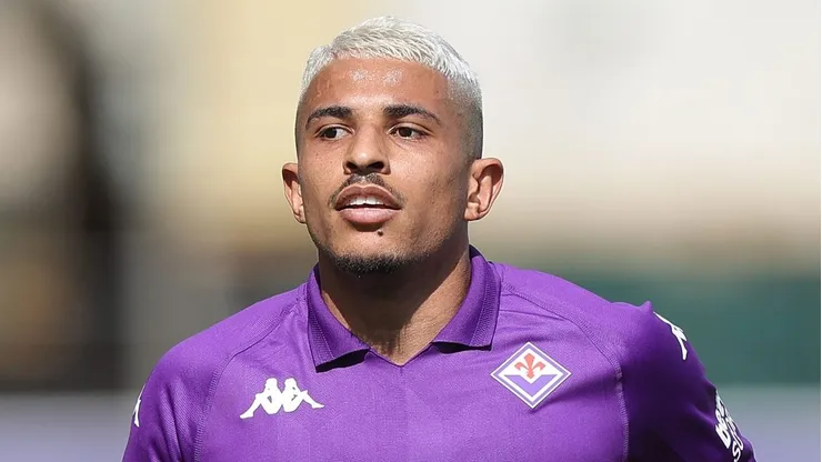FLORENCE, ITALY - MARCH 30: Domilson Cordeiro dos Santos known as Dodo of ACF Dodô, lateral-direito da Fiorentina - Foto: Gabriele Maltinti/Getty Images
