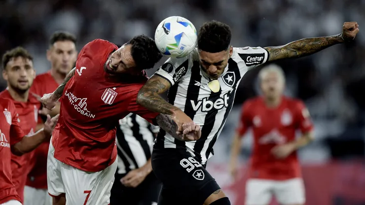 Botafogo recebeu o Estudiantes no Nilton Santos