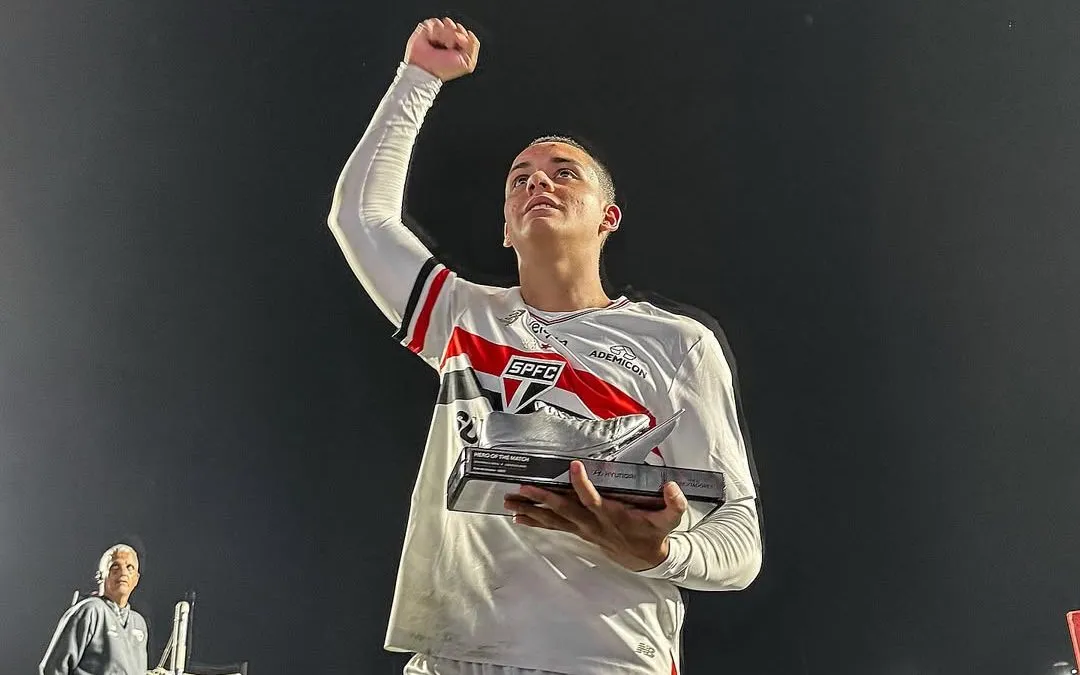 Lucca foi destaque da partida e brilhou nos minutos finais diante do Libertad no Morumbis, selando o empate épico na Copa Libertadores 2025. Foto: Erico Leonan / São Paulo FC