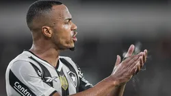Marlon Freitas em ação pelo Botafogo - Foto: Thiago Ribeiro/AGIF