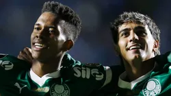 Estêvão e Facundo comemorando gol em La Paz