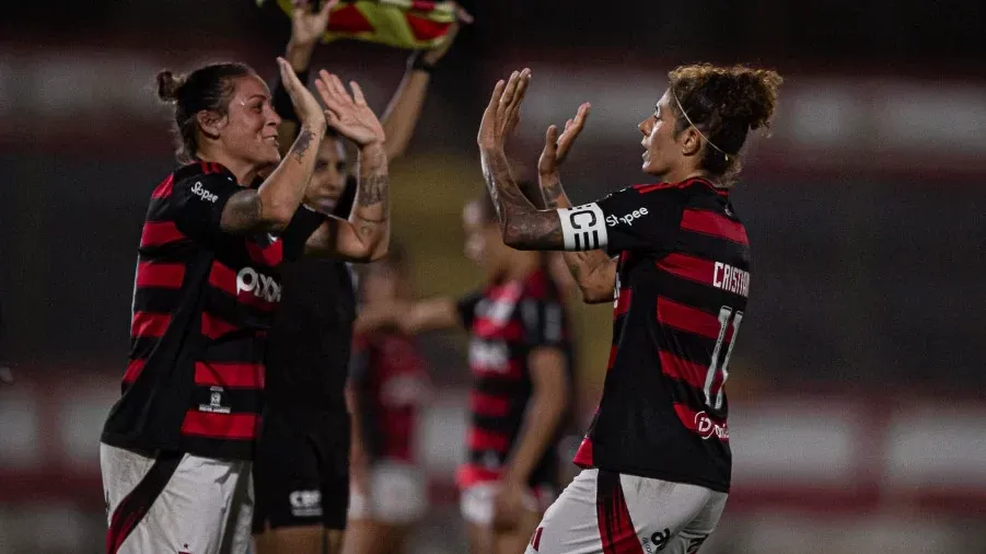 Cristiane no jogo do Flamengo contra o Real Brasília