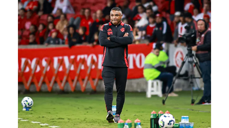 Roger Machado técnico do Internacional durante partida contra o Maracanã no estádio Beira-Rio pelo campeonato Copa Do Brasil 2025. Foto: Maxi Franzoi/AGIF