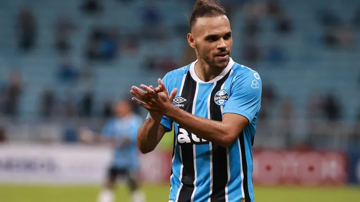 Braithwaite em ação pelo Grêmio na Arena - Foto: Maxi Franzoi/AGIF