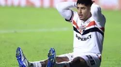 SP - SAO PAULO - 14/05/2025 - COPA LIBERTADORES 2025, SAO PAULO X LIBERTAD - Alan Franco jogador do Sao Paulo lamenta durante partida contra o Libertad no estadio Morumbi pelo campeonato Copa Libertadores 2025. Foto: Marcello Zambrana/AGIF