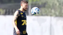 Ze Rafael, jogador do Santos, durante treino no Centro de Treinamento CT Rei Pele. Foto: Mauricio De Souza/AGIF