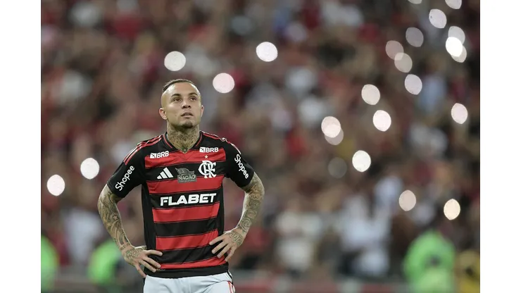 RJ - RIO DE JANEIRO - 10/05/2025 - BRASILEIRO A 2025, FLAMENGO X BAHIA - Everton Cebolinha jogador do Flamengo durante partida contra o Bahia no estadio Maracana pelo campeonato Brasileiro A 2025. Foto: Thiago Ribeiro/AGIF