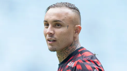 RS - PORTO ALEGRE - 13/04/2025 - BRASILEIRO A 2025, GREMIO X FLAMENGO - Everton Cebolinha jogador do Flamengo durante partida contra o Gremio no estadio Arena do Gremio pelo campeonato Brasileiro A 2025. Foto: Liamara Polli/AGIF