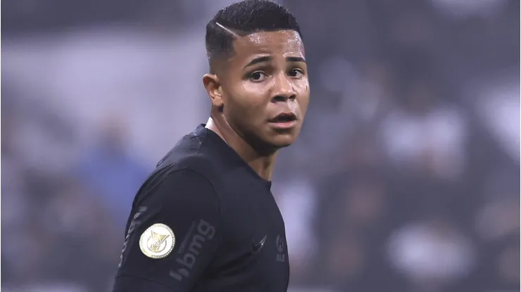 Wesley em ação pelo Corinthians - Foto: Marcelo Zambrana/AGIF.