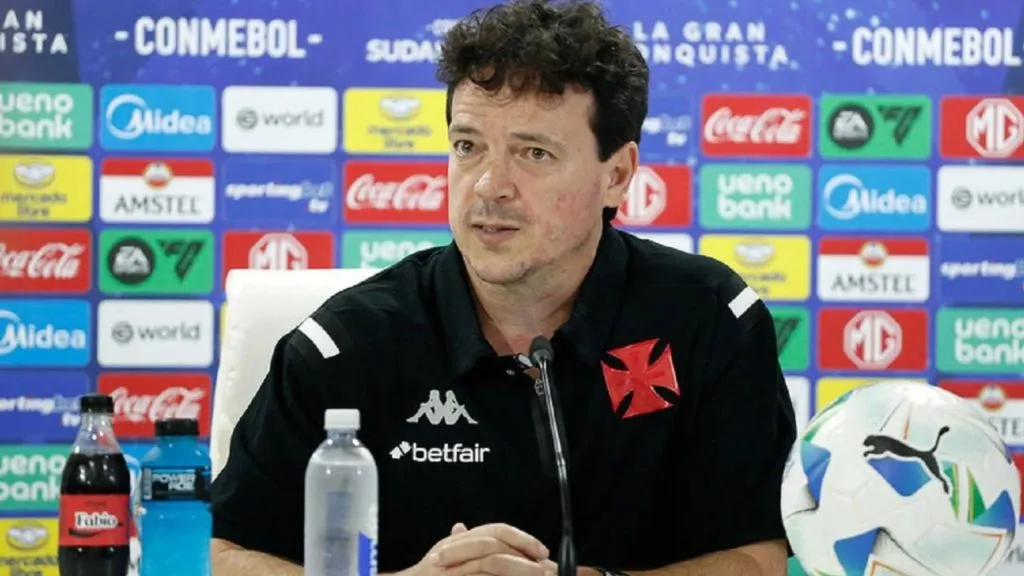 Fernando Diniz tem difícil missão pela frente no Vasco – Foto: Matheus Lima/Vasco