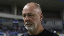 Mano Menezes não vai comandar o Imortal contra o São Paulo.