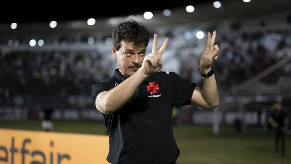 Diniz conquistou a 1ª vitória no Vasco pelo Brasileirão Betano – Foto: Jorge Rodrigues/AGIF