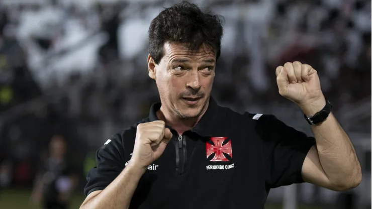 Fernando Diniz ficou empolgado com o zagueiro no Vasco.