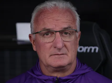 Dorival explica ausência de Memphis Depay em Corinthians x Santos