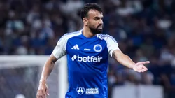 Fabrício Bruno em ação nas quatro linhas contra o Atlético-MG. Foto: Gustavo Aleixo/Cruzeiro.