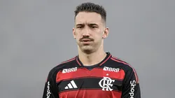 Léo Ortiz amargou vários erros sucessivos na parte defensiva e saiu do Flamengo no intervalo