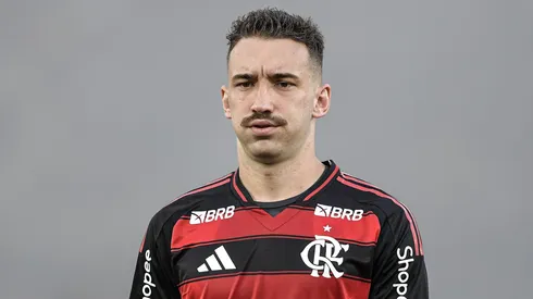 Léo Ortiz amargou vários erros sucessivos na parte defensiva e saiu do Flamengo no intervalo