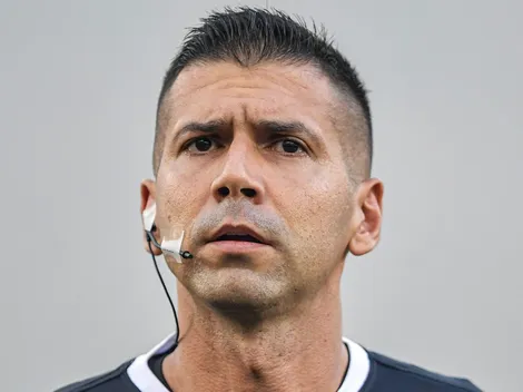 Árbitro registra reclamações de dirigentes em Flamengo X Botafogo