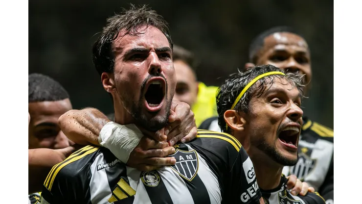 MG - BELO HORIZONTE - 11/05/2025 - BRASILEIRO A 2025, ATLETICO-MG X FLUMINENSE - Igor Gomes jogador do Atletico-MG comemora seu gol durante partida contra o Fluminense no estadio Arena MRV pelo campeonato Brasileiro A 2025. Foto: Fernando Moreno/AGIF
