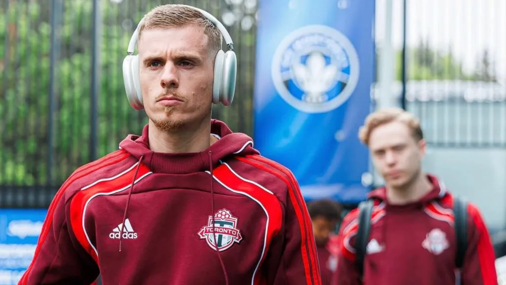 Emprestado pelo Vasco, Maxime tem se destacado nos Estados Unidos – Foto: Reprodução/Toronto FC