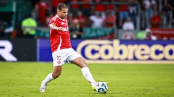 Alan Patrick durante a partida entre Internacional x Mirassol - Foto: Maxi Franzoi/AGIF