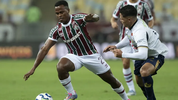 Aparecidense x Fluminense se enfrentam nesta quarta (21), às 19h30, no Mané Garrincha.