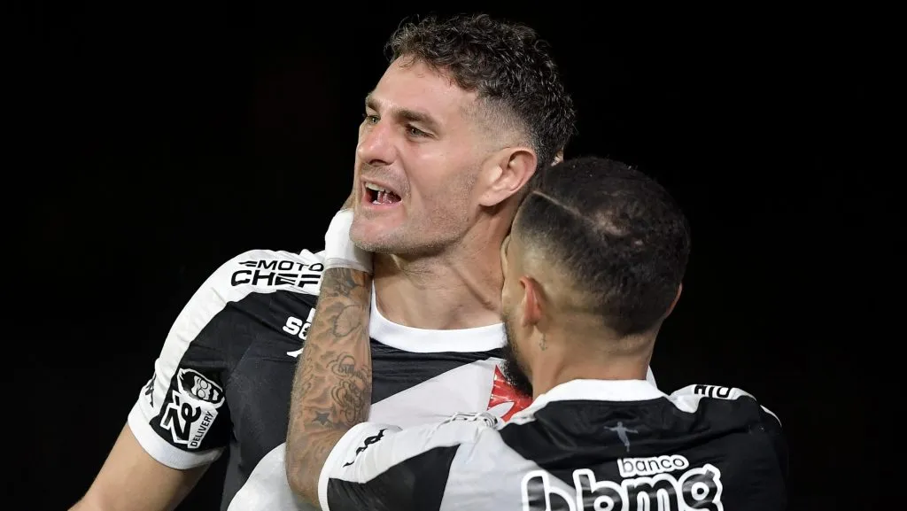 Vasco x Fortaleza - Foto: Thiago Ribeiro/AGIF.