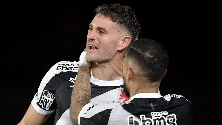 Gigante venceu por 3 a 0 - Foto: Thiago Ribeiro/AGIF.