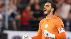 Cleiton Schwengber, de 27 anos, goleiro do Red Bull Bragantino está em sua sexta temporada consecutiva como titular absoluto e capitão da equipe