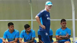 Mano Menezes, técnico do Grêmio finalizando preparativos para enfrentar o CSA na Copa do Brasil e deve lidar com desfalque importante